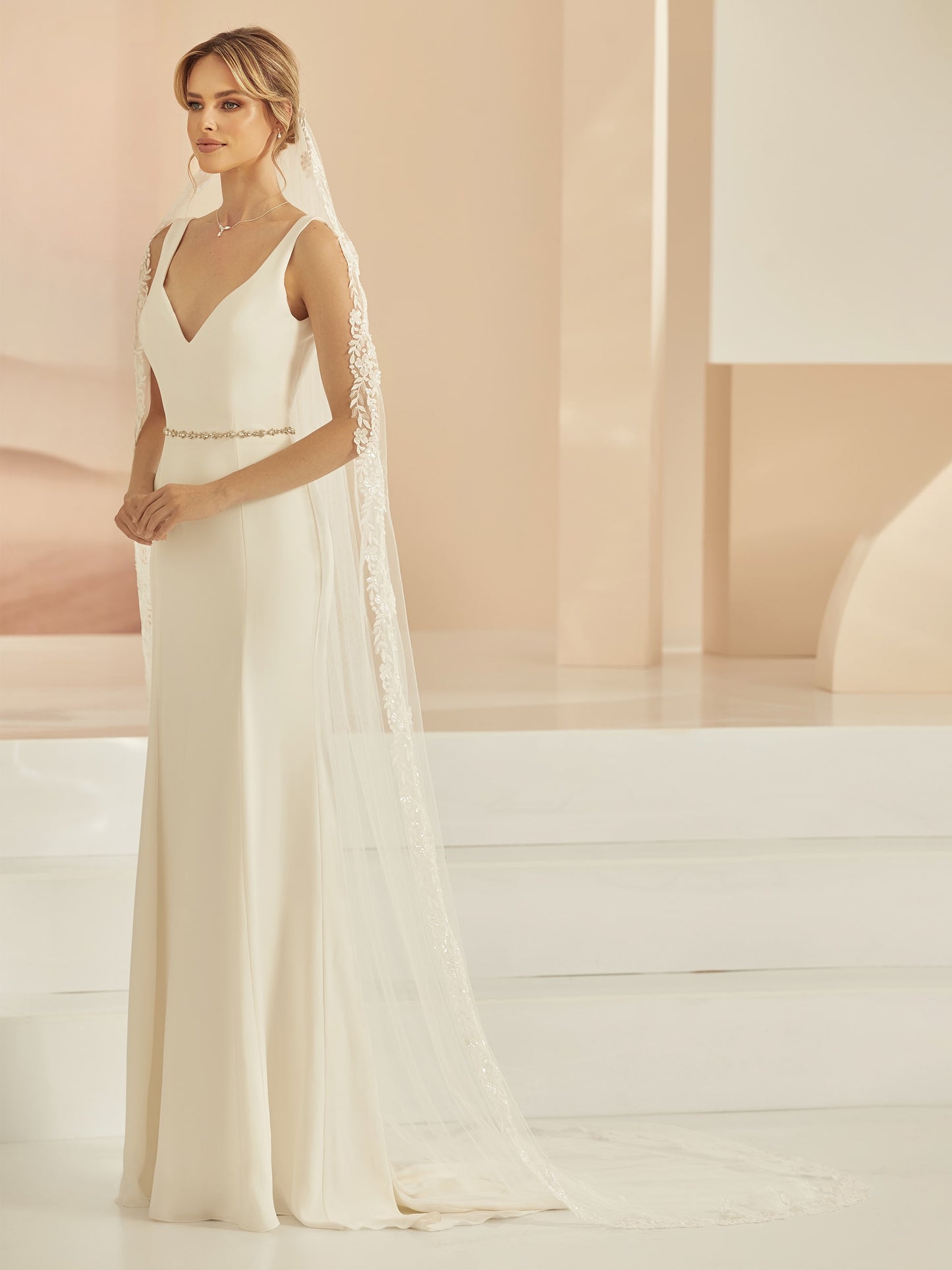 One-layered lace edge with sequins soft tulle veil S407-Bianco Evento