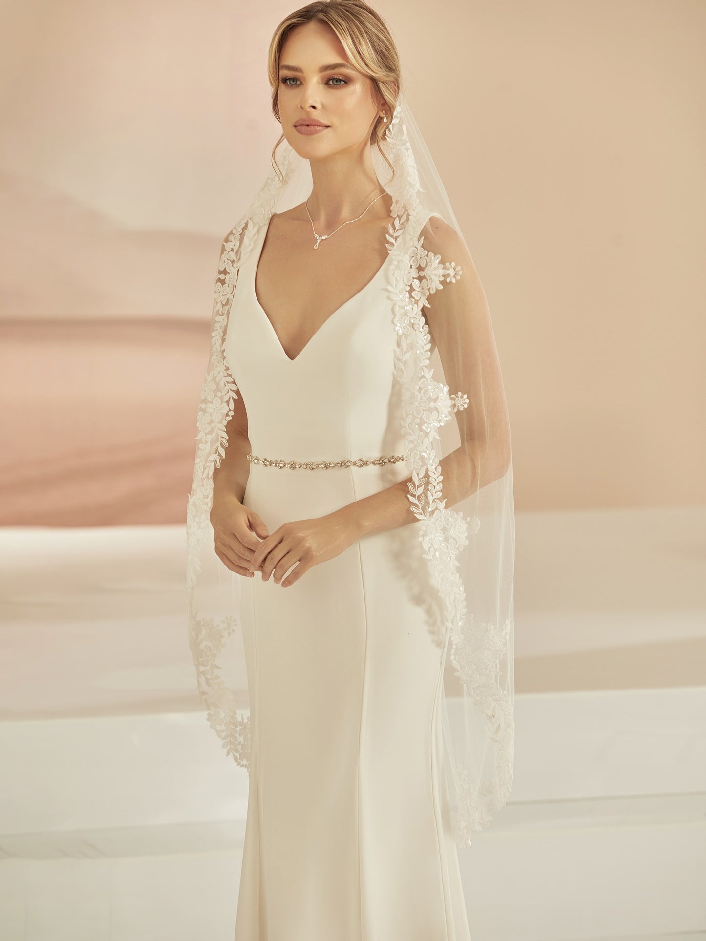 One-layered lace edge with sequins soft tulle veil S412-Bianco Evento