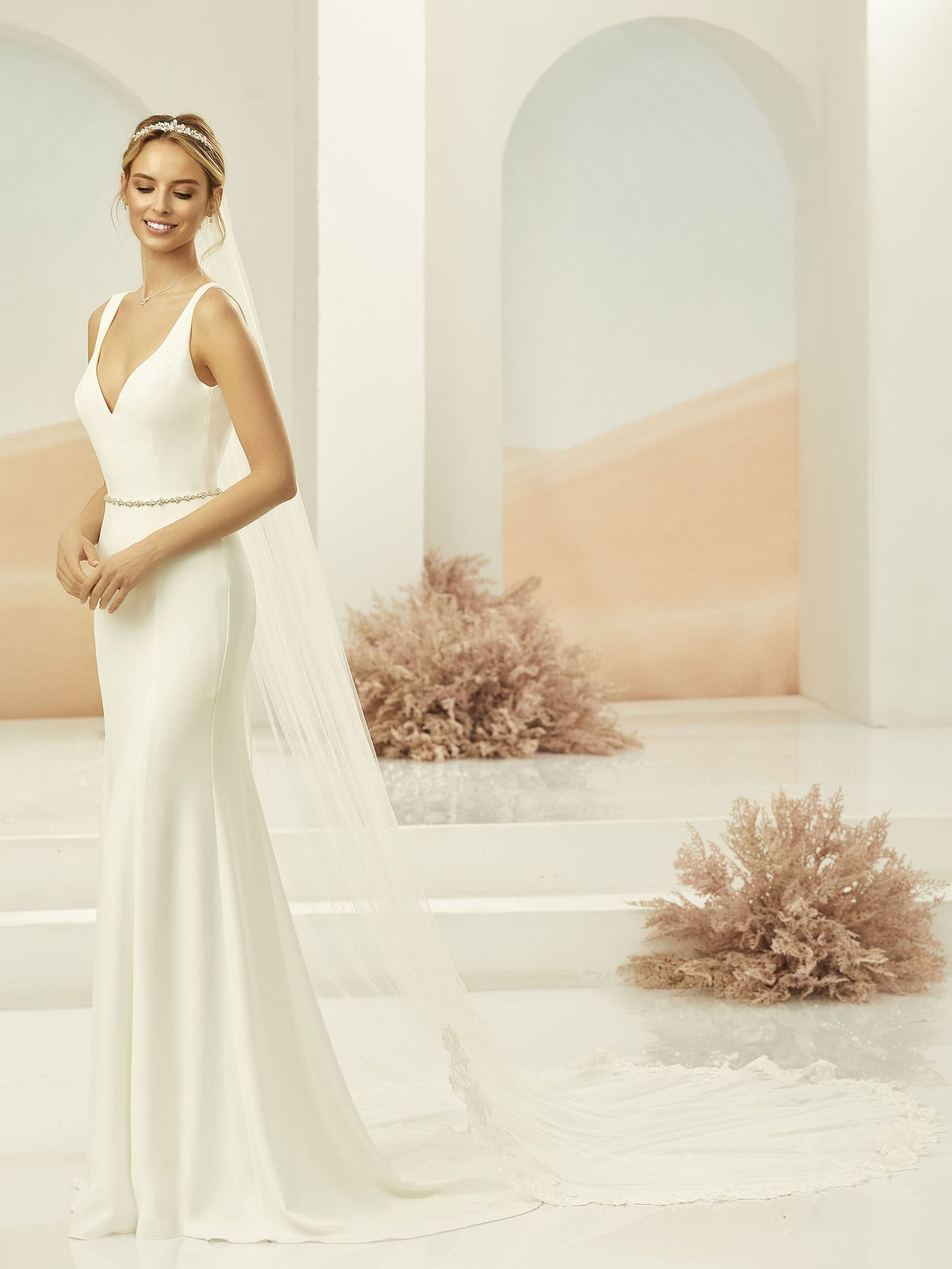 One-layered cut edge and lace edge  soft tulle veil S342-Bianco Evento