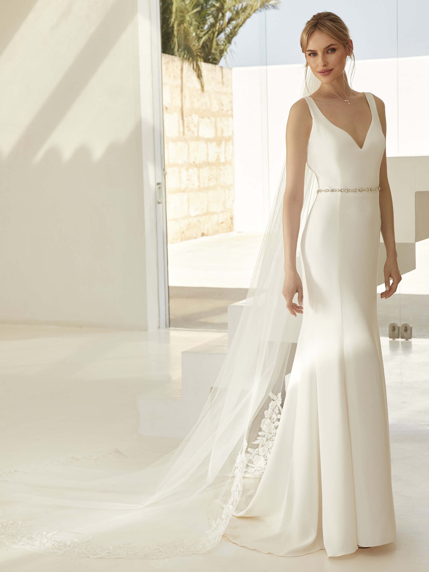 One-layered cut edge and lace edge with sequins diamond tulle veil S421-Bianco Evento