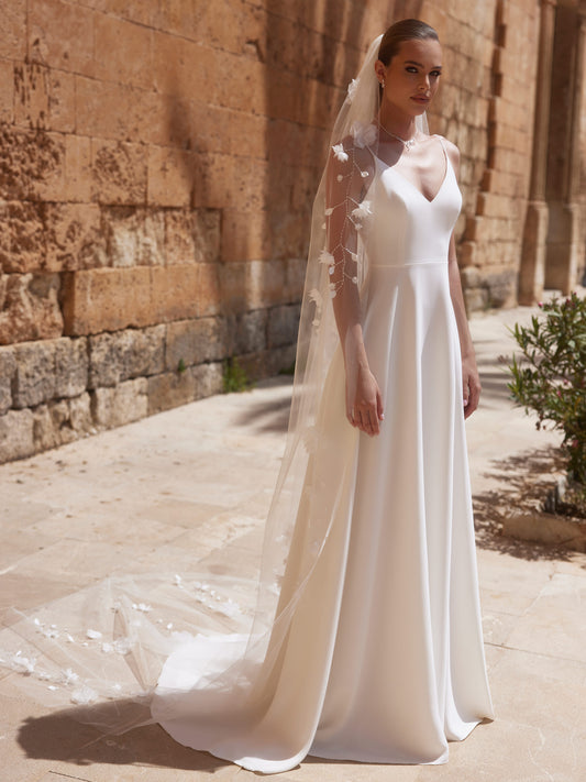 One-layered cut edge with embroidered 3D flowers soft tulle veil S520-Bianco Evento